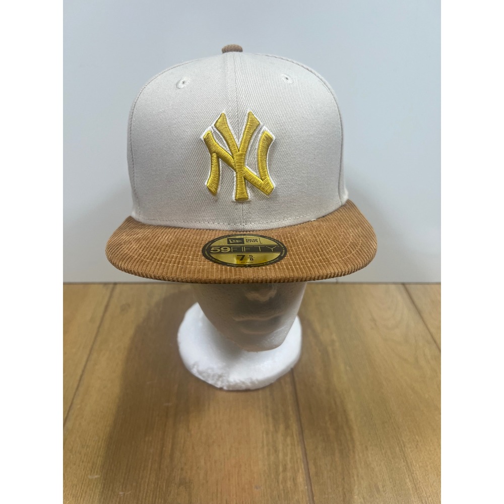 New Era New York Yankees 59FIFTY Fitted Hat White Brown Corduroy 7 5/8 60.6cm
